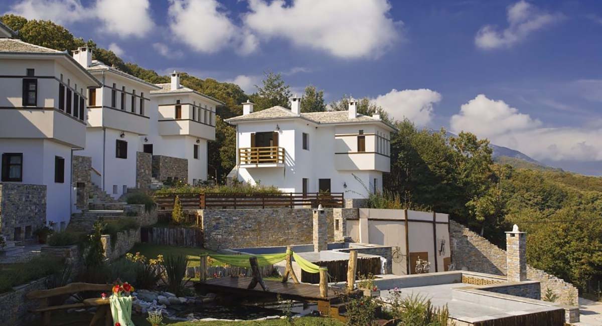 12 Months Luxury Resort