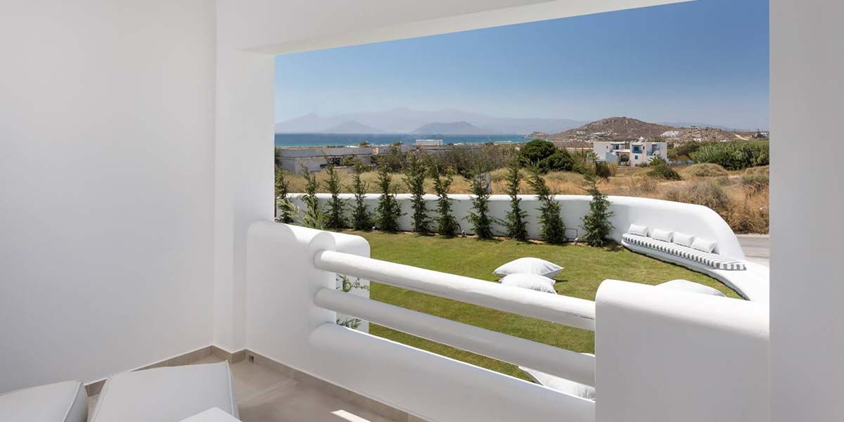 18 Grapes Hotel Naxos