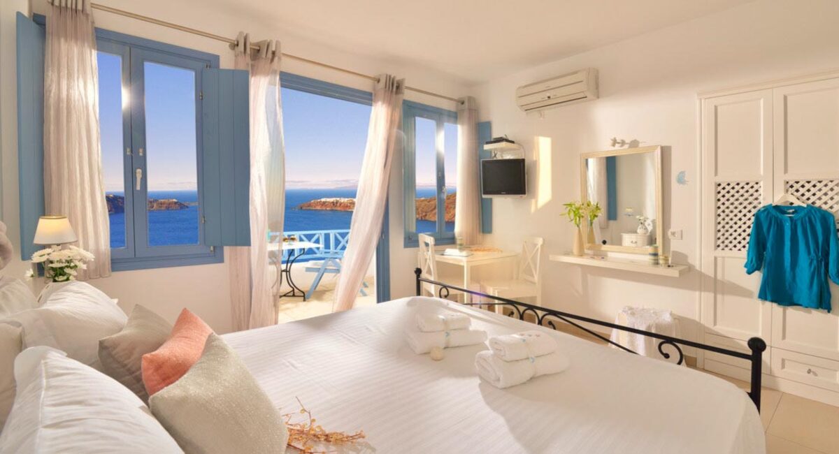 Absolute Bliss Santorini