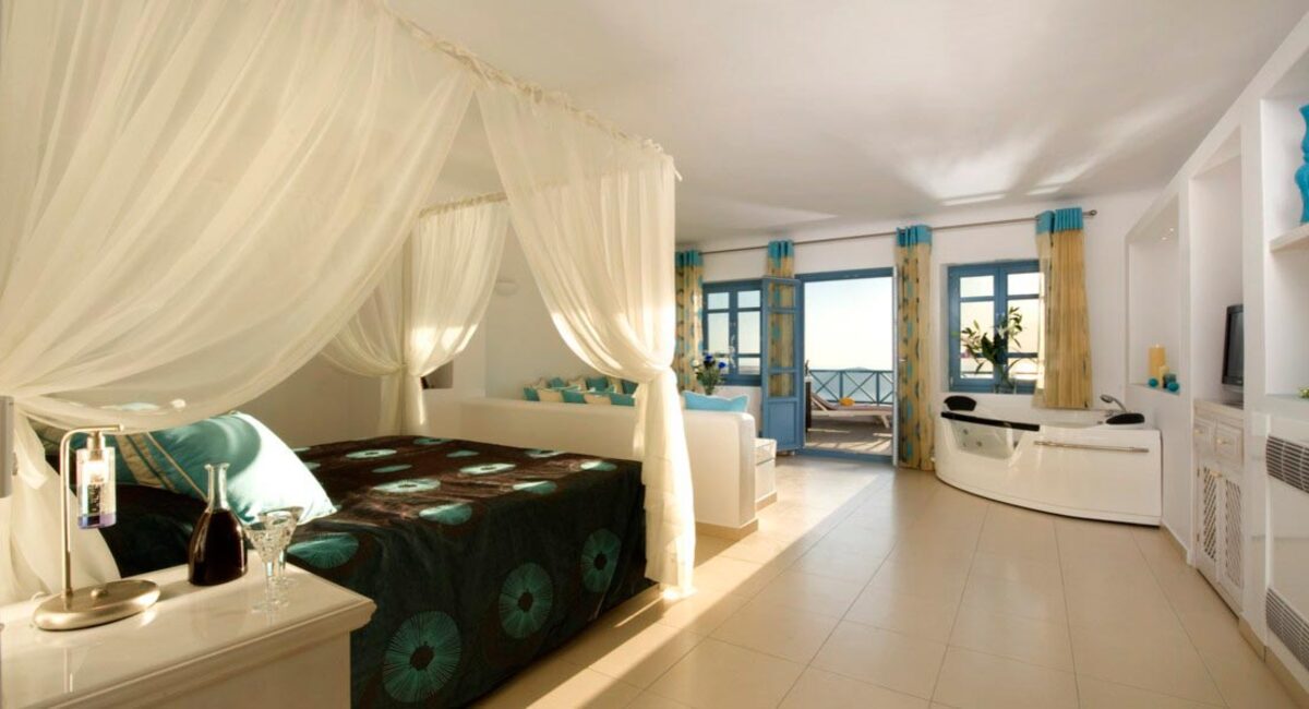 Absolute Bliss Santorini