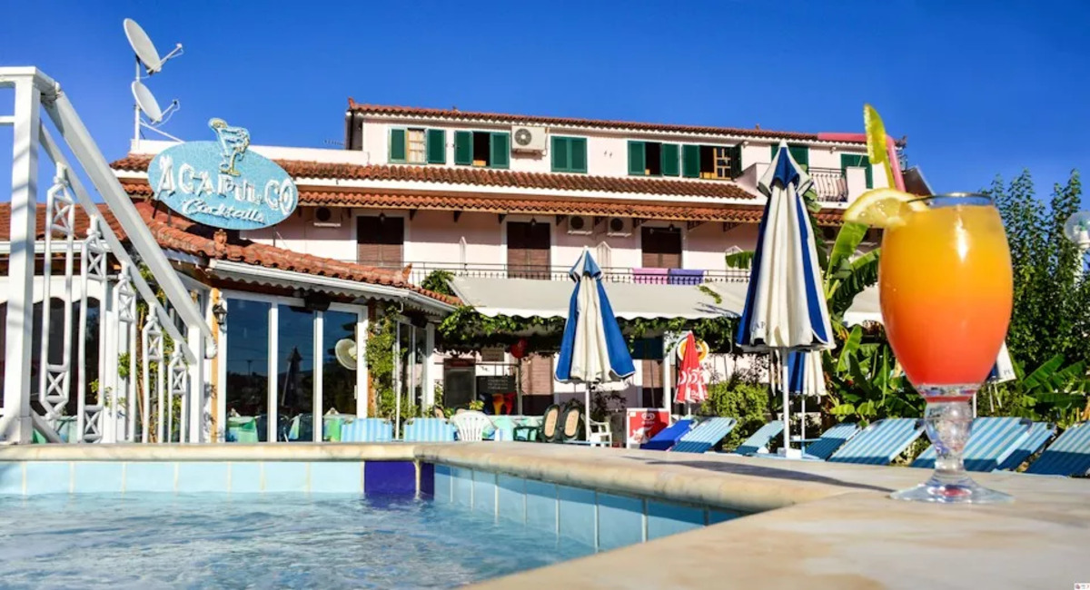 Acapulco Marinos Apartments