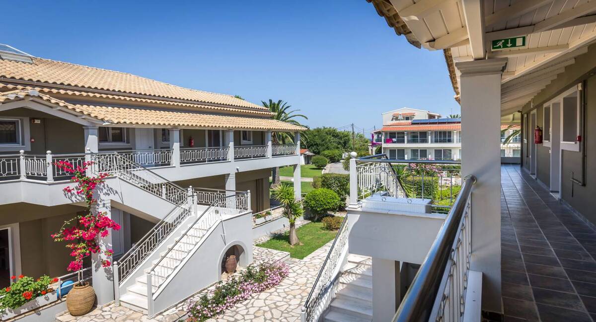 Acharavi beach hotel