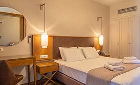 Achilles Hill (incl. auto)