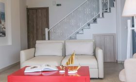 Acrotel Athena Villas (incl. auto)