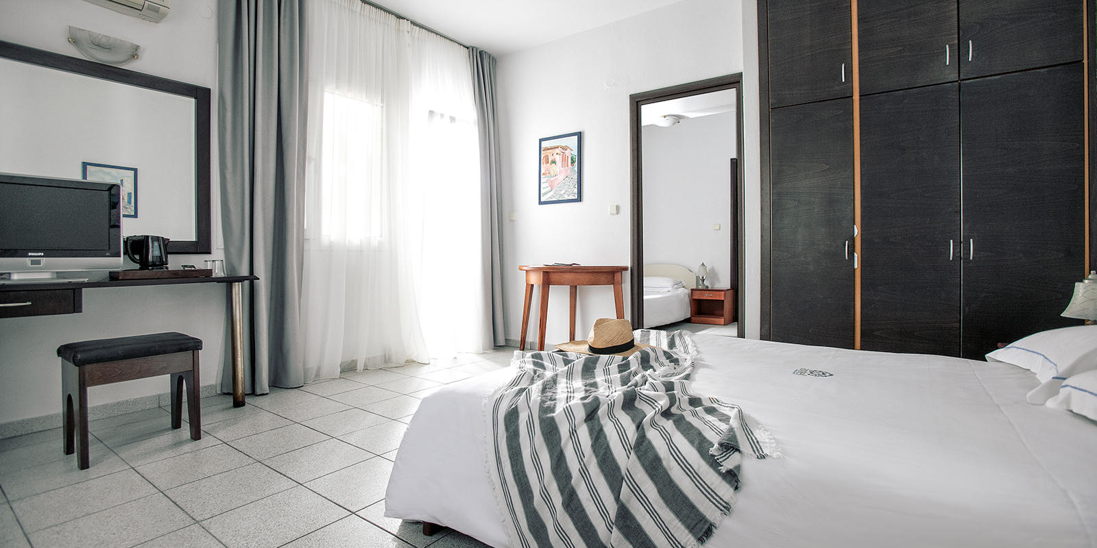 Acrotel Lily Ann Beach