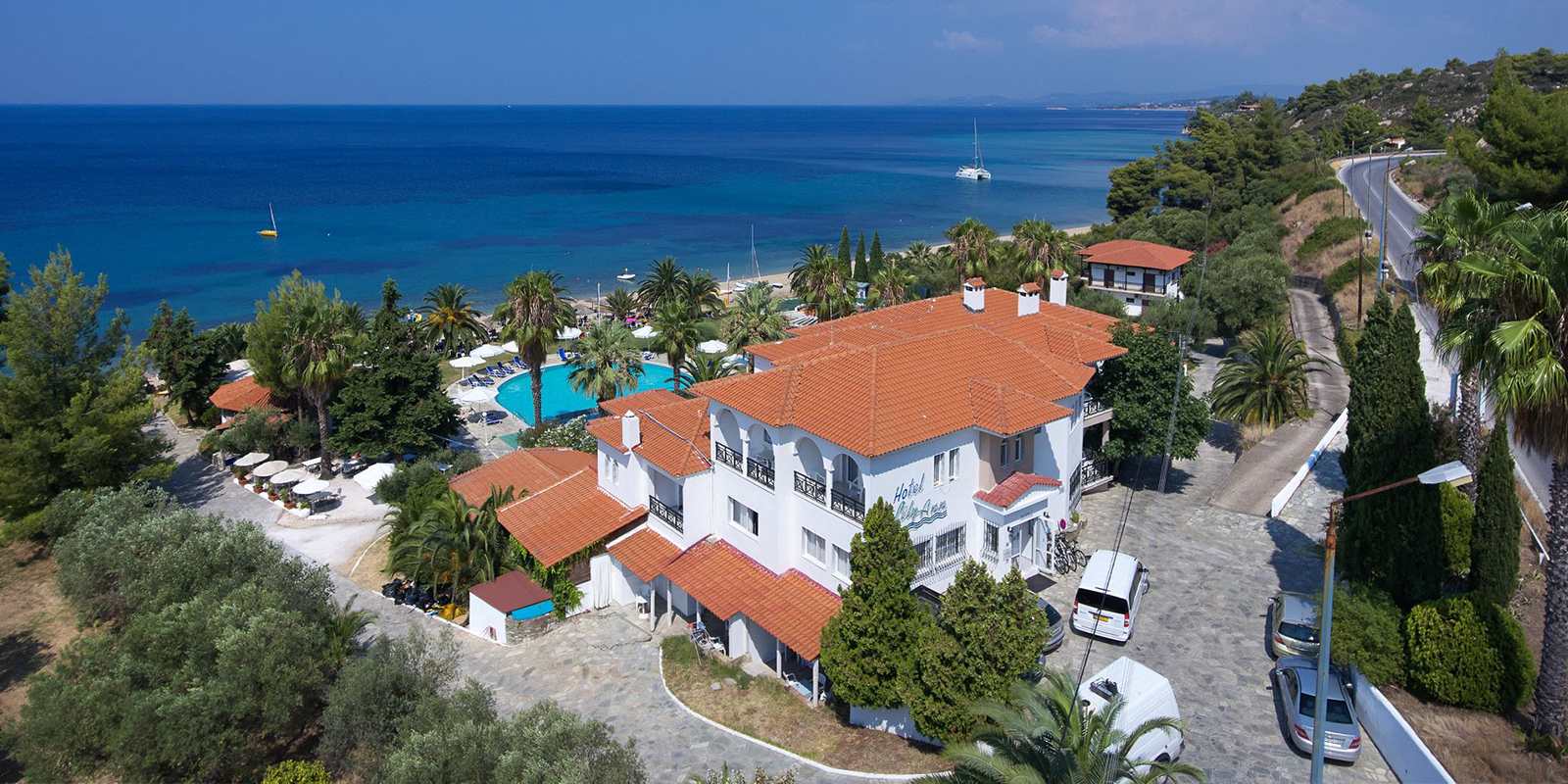 Acrotel Lily Ann Beach