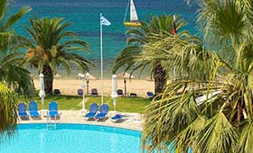 Acrotel Lily Ann Beach