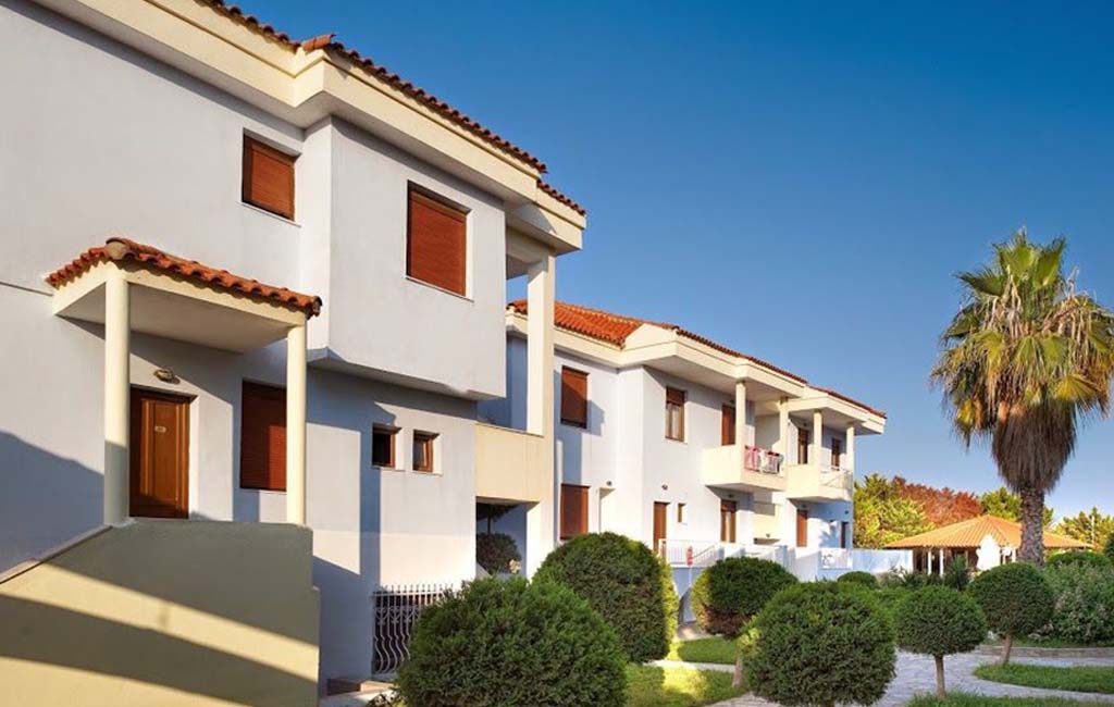 Acrotel Lily Ann Village