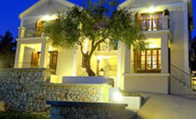 Adastra Ithaca Luxury Suites (incl. auto)