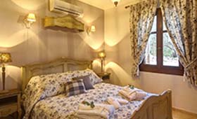 Adastra Ithaca Luxury Suites (incl. auto)