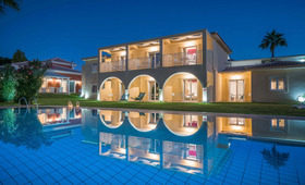 Aeolos Boutique Hotel & Suites