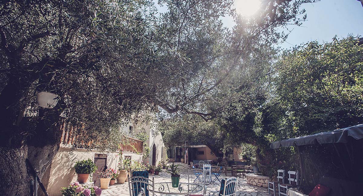 Afroditi Pansion Agios Nikitas