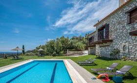 Agrikia Villa (incl. auto)