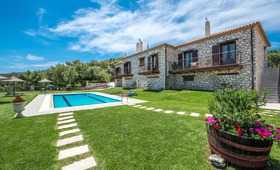 Agrikia Villa (incl. auto)