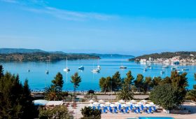 AKS Porto Heli (incl. auto)