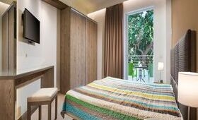 Alexandra Beach Hotel