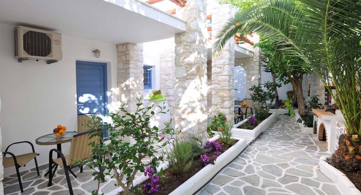 Alexandros studios en apartments