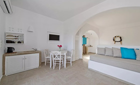 Alizea Villas & Suites