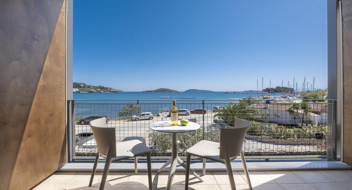 Alkyon Hotel