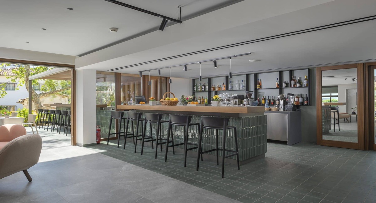 Alkyon Hotel