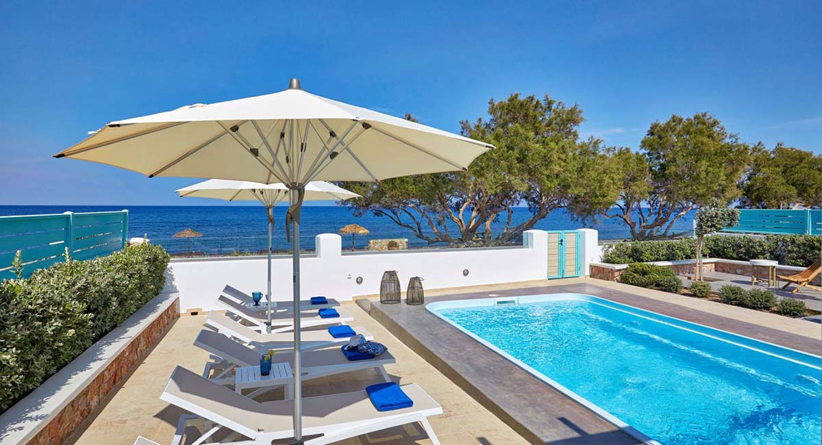 Almyriki Beach Villa Santorini