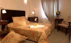 Aloni Hotel & Spa (incl. auto)