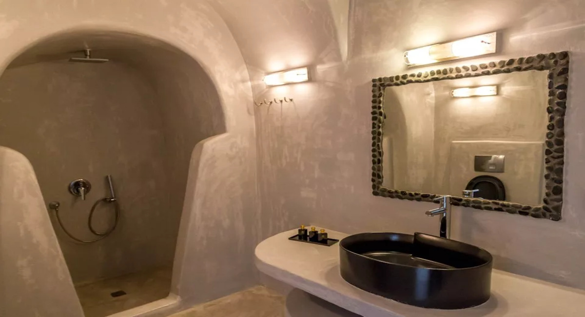 Alta Mare By Andronis