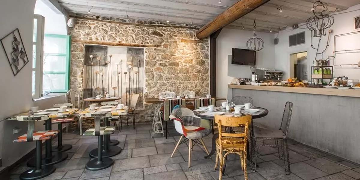 Amymone Adiandi Hotel