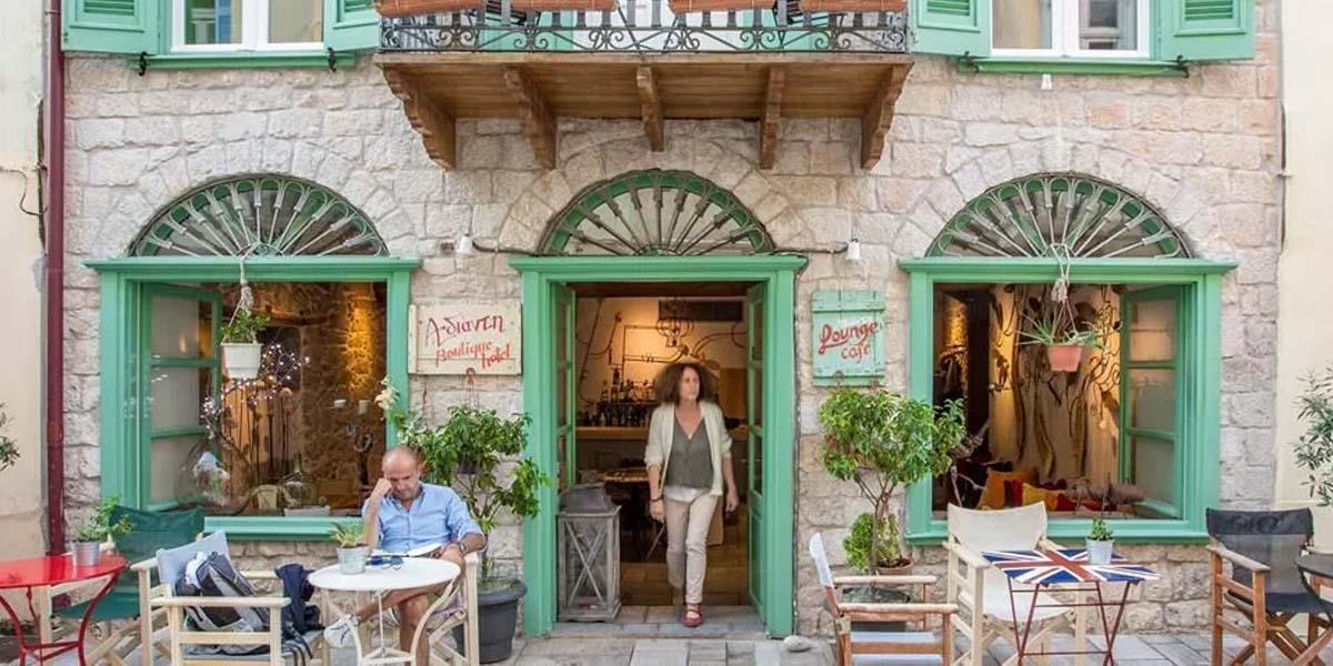 Amymone Adiandi Hotel