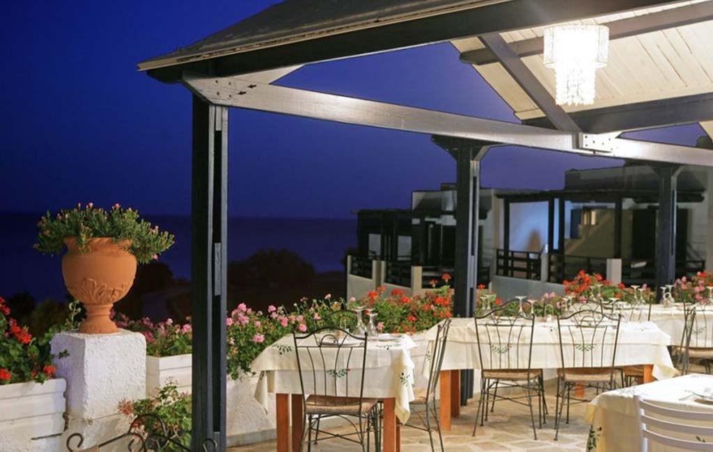 Andros Holiday Hotel Gavrion