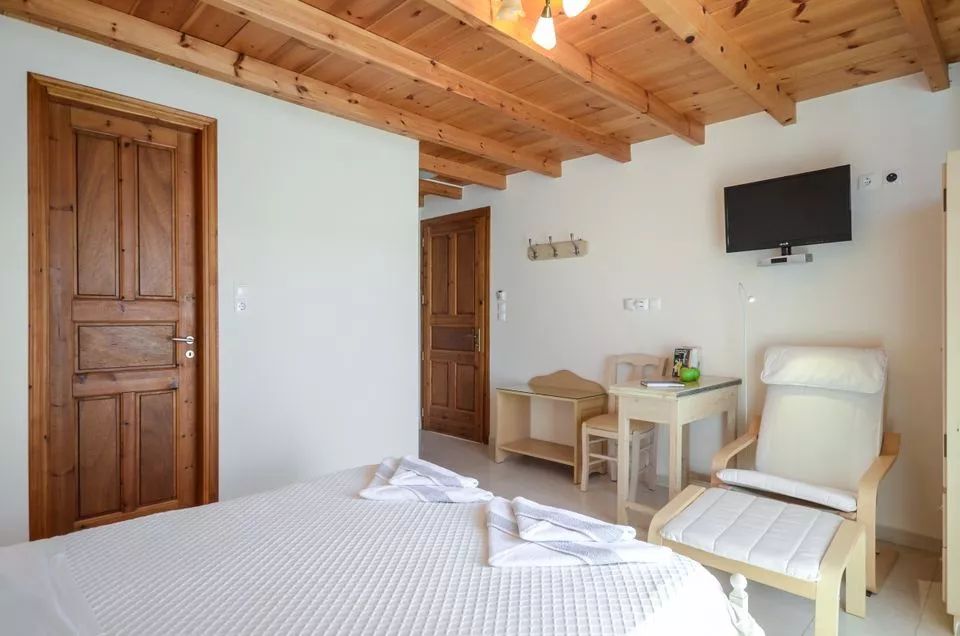 Antony Suites And Residences Naxos