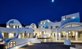 Aperanto Suites Santorini