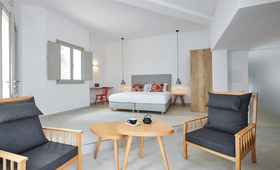 Aperanto Suites Santorini