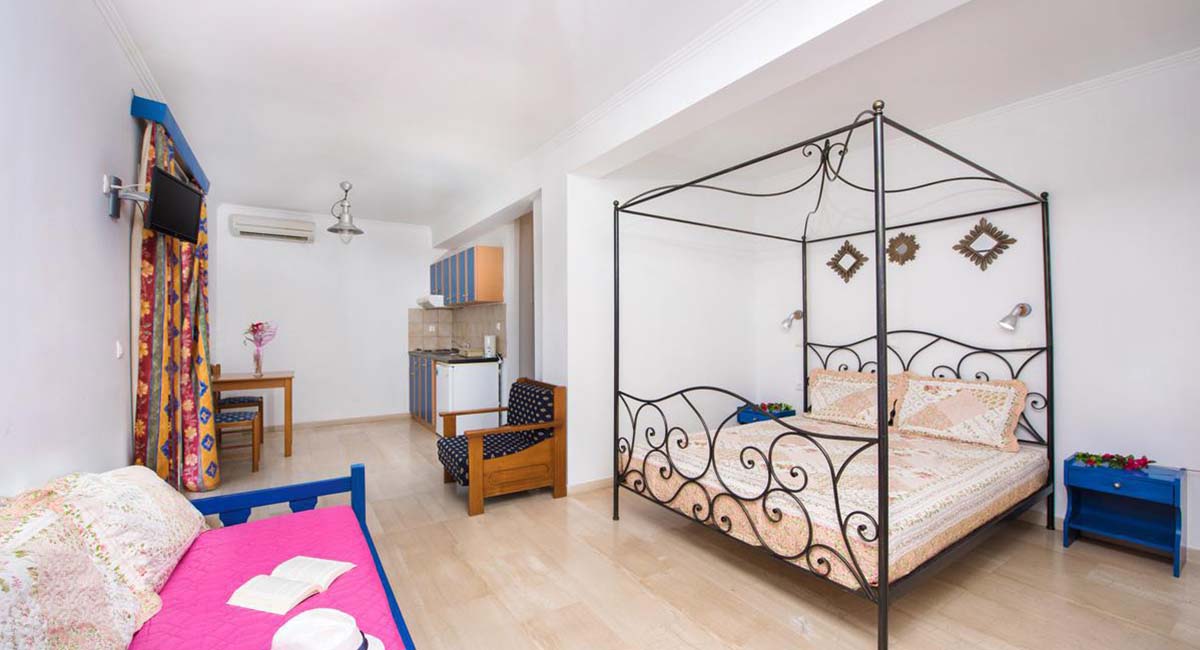 Aquarius Beach Aparthotel Corfu