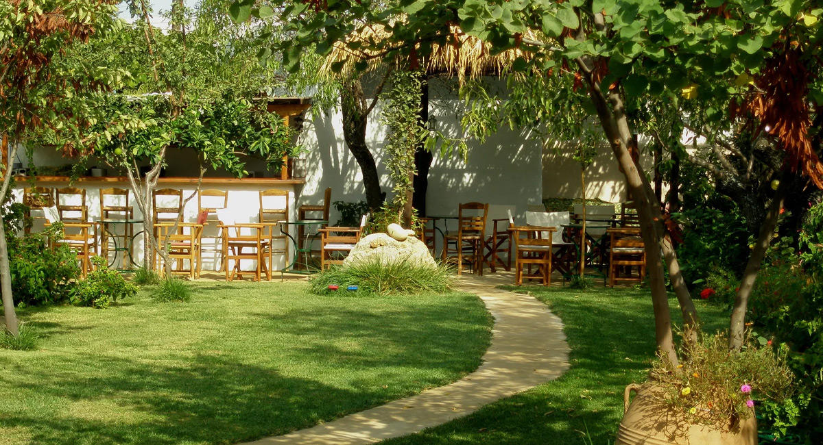 Ariadne Studios Skyros