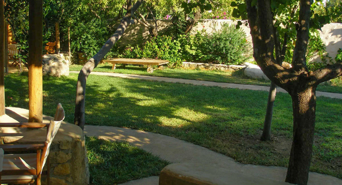 Ariadne Studios Skyros