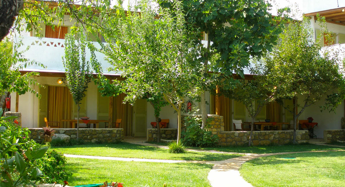 Ariadne Studios Skyros