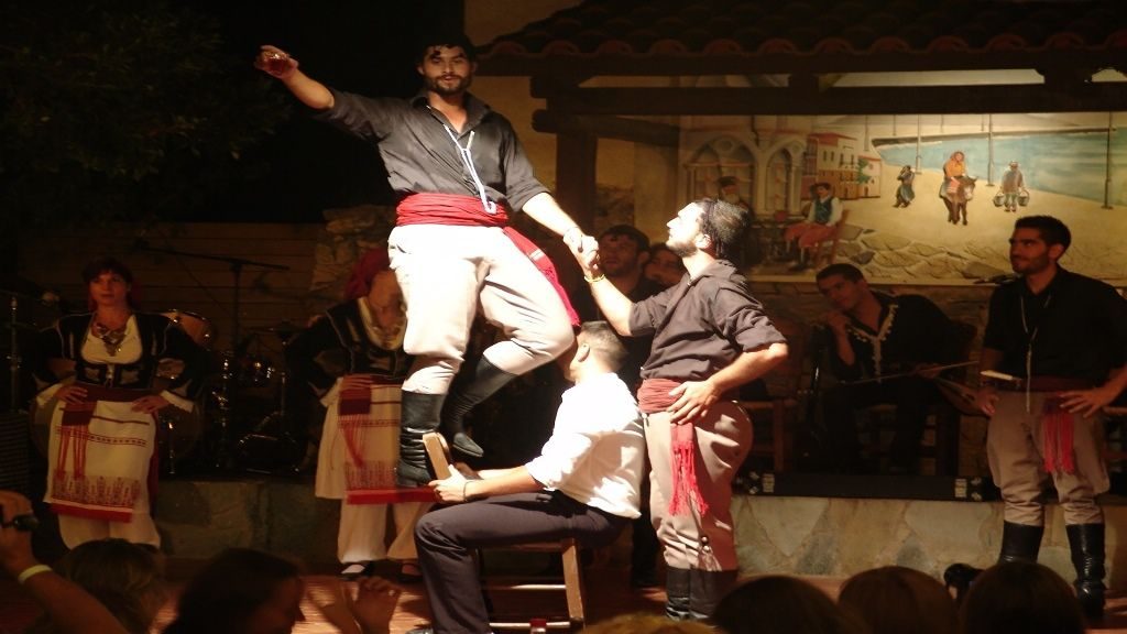 Arolithos Traditional Village