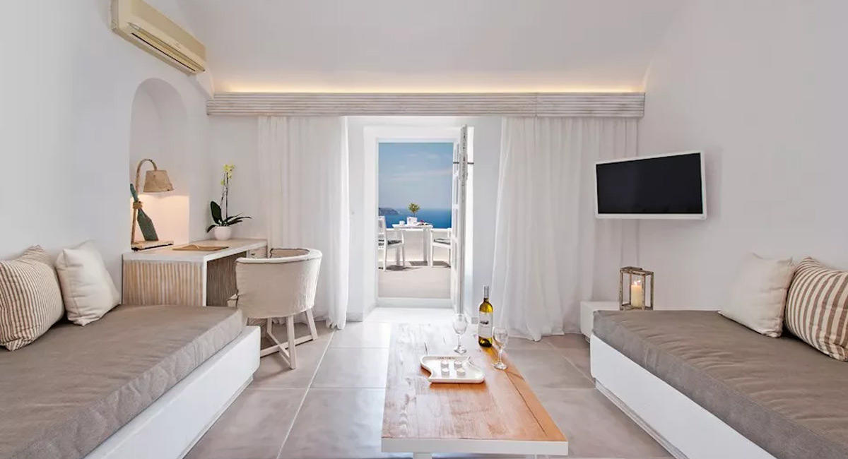 Athina Luxury Suites