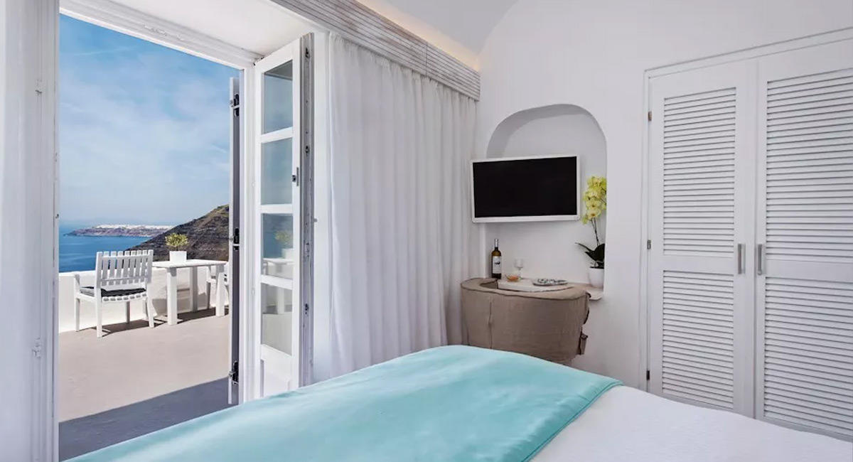 Athina Luxury Suites