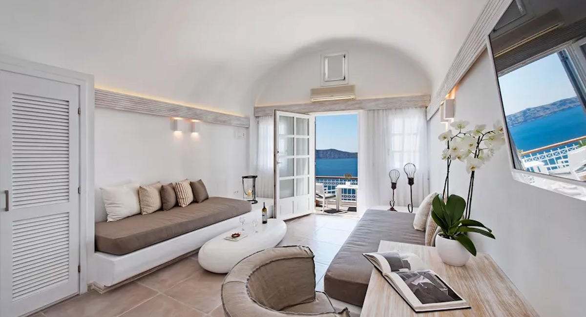 Athina Luxury Suites