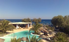 Atlantis Beach Villa