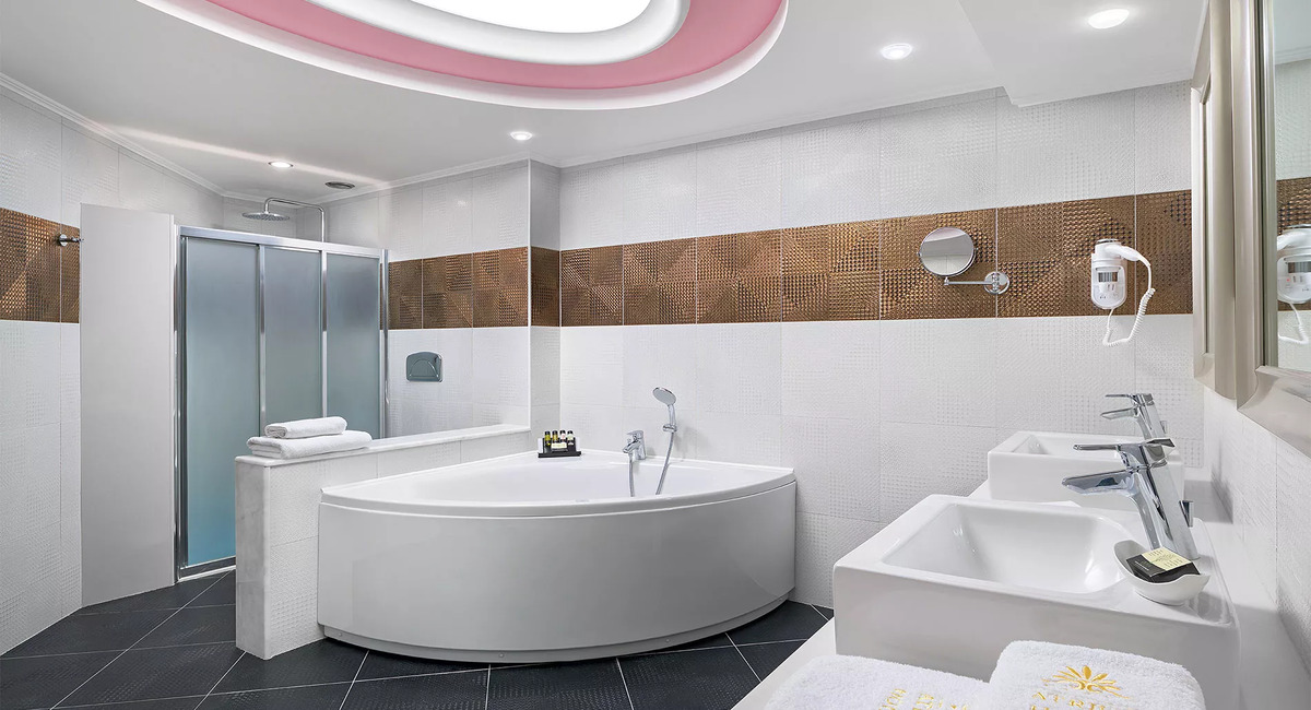 Atrium Platinum Luxury Resort