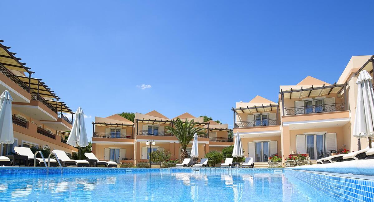 Avantis Eretria Evia