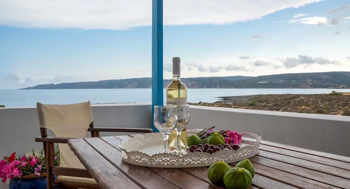 Avlemonas Bay Sea Houses