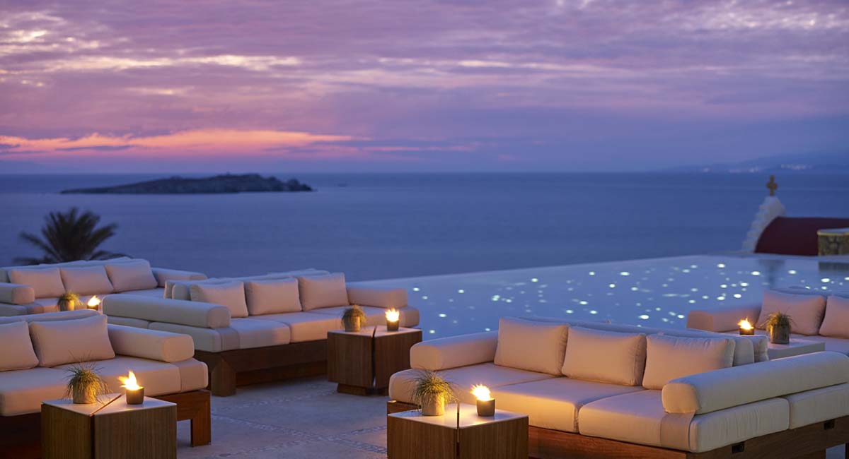 Bill Coo Suites Lounge