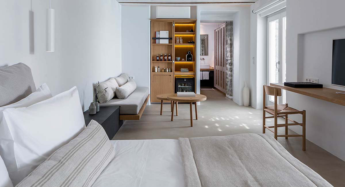 Bill Coo Suites Lounge