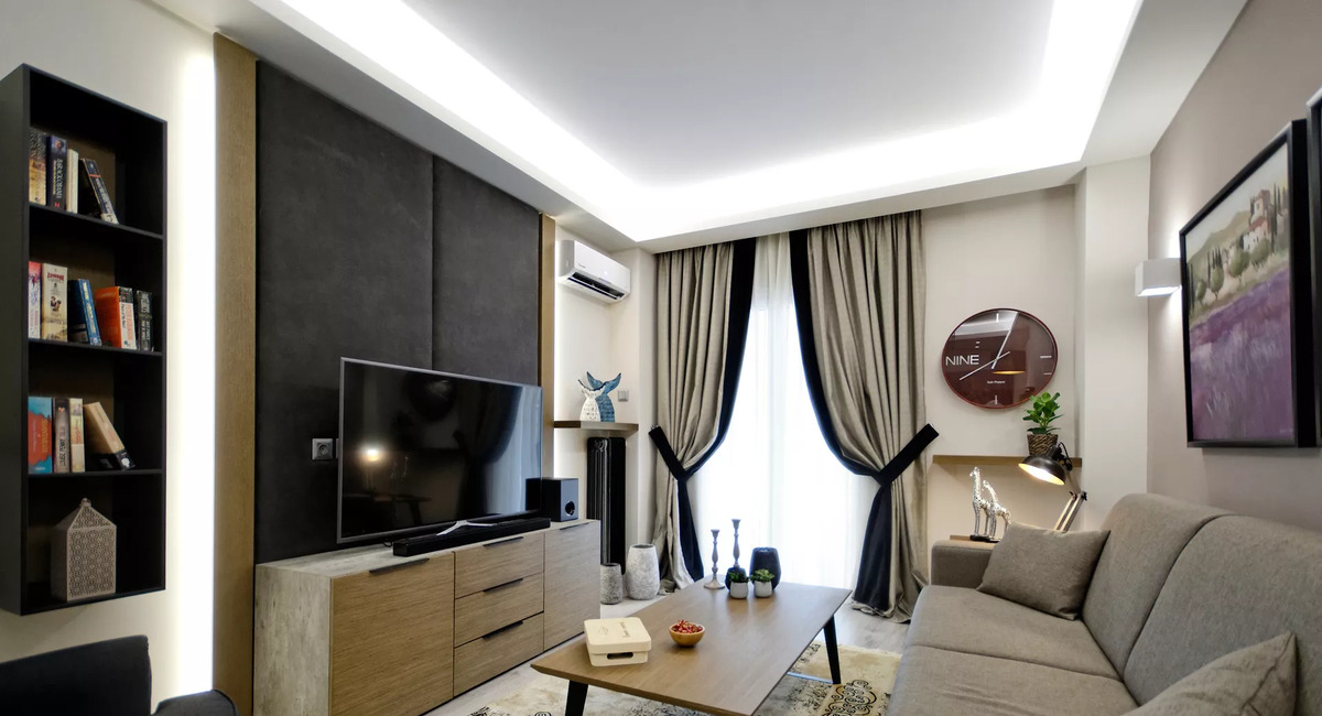 Bill & John Apartments