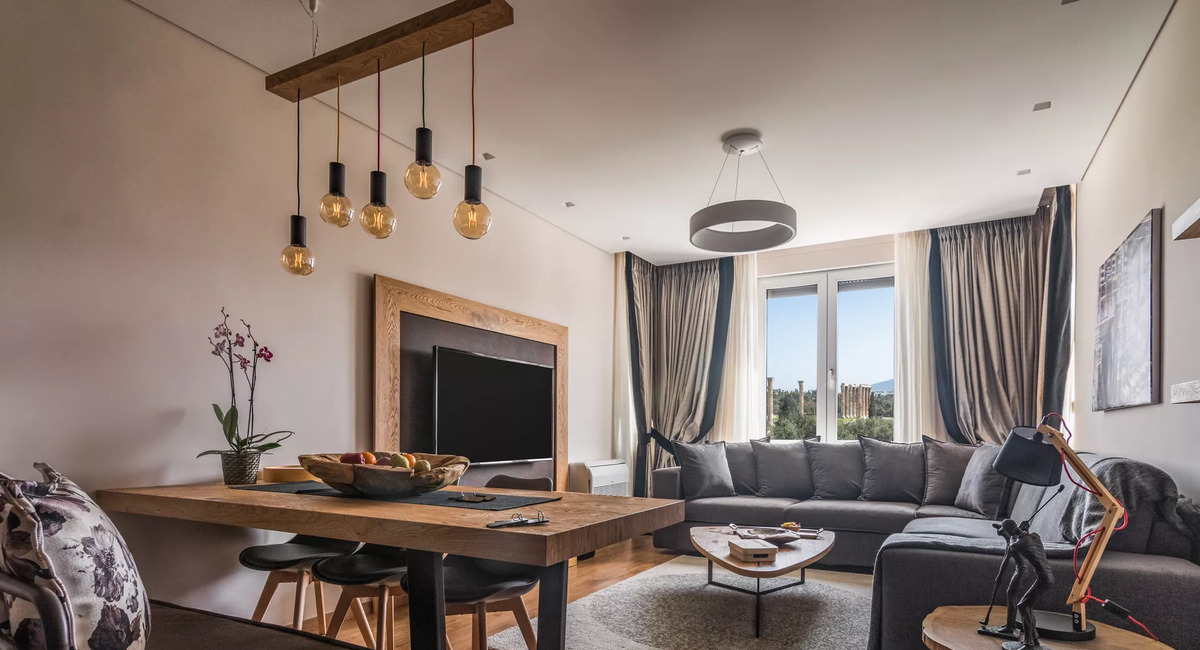 Bill & John Apartments