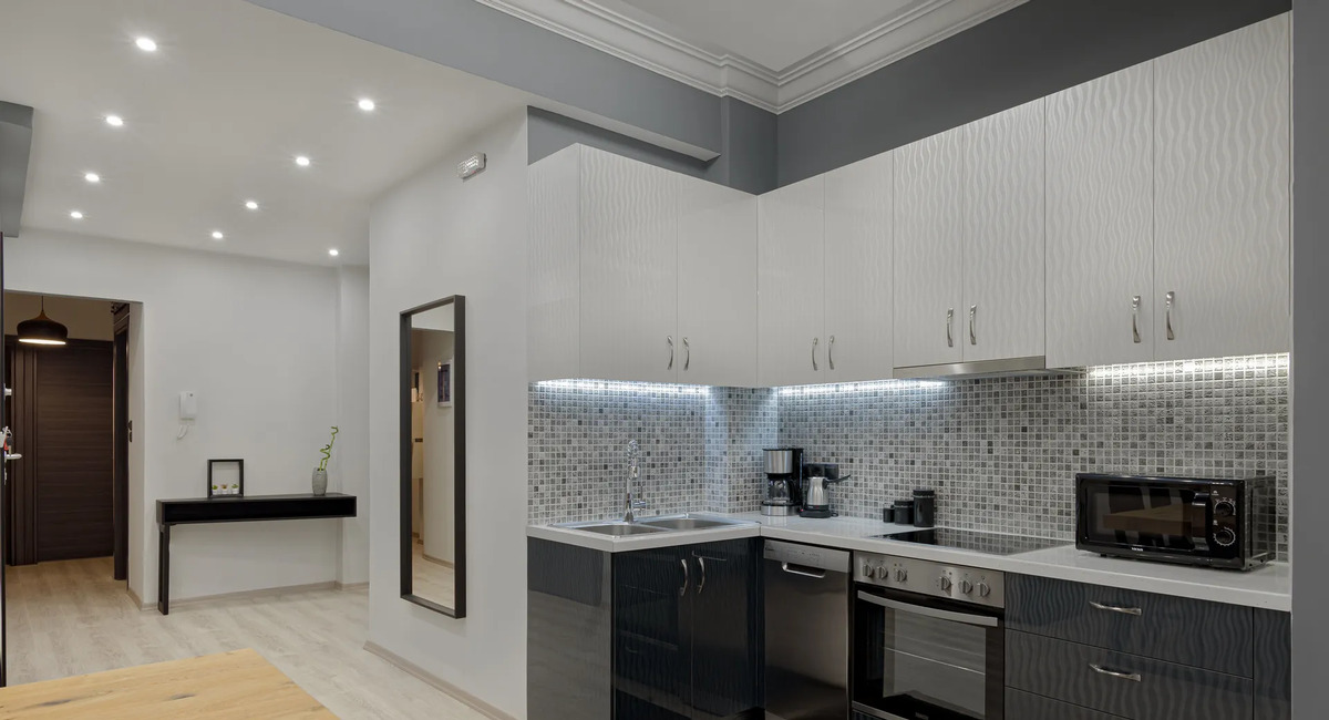 Bill & John Apartments